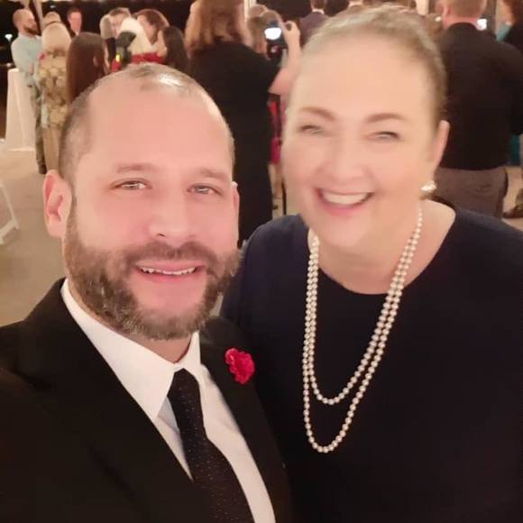 Meet your Posher, Carolyn - Picture 1 of 1